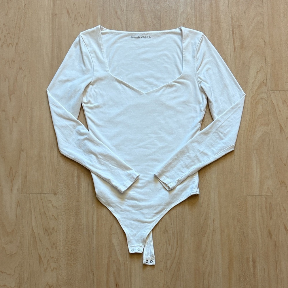 Abercrombie & Fitch White Long Sleeve Bodysuit